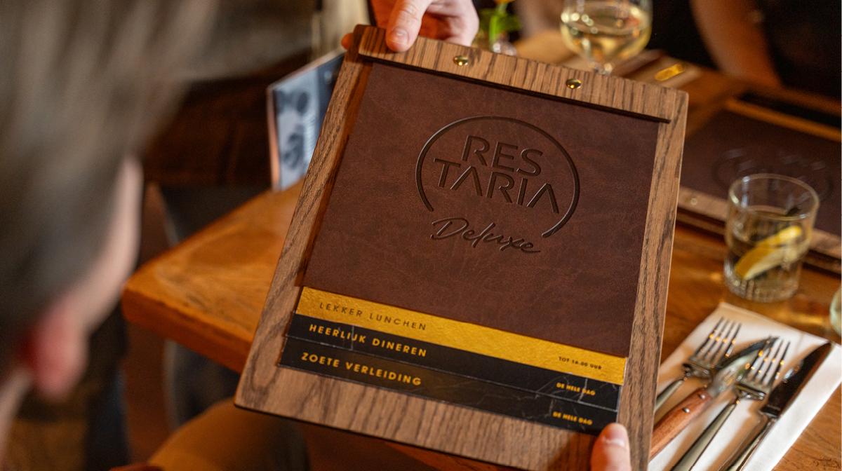 Restaria Deluxe Menukaart sfeerbeeld INOVA